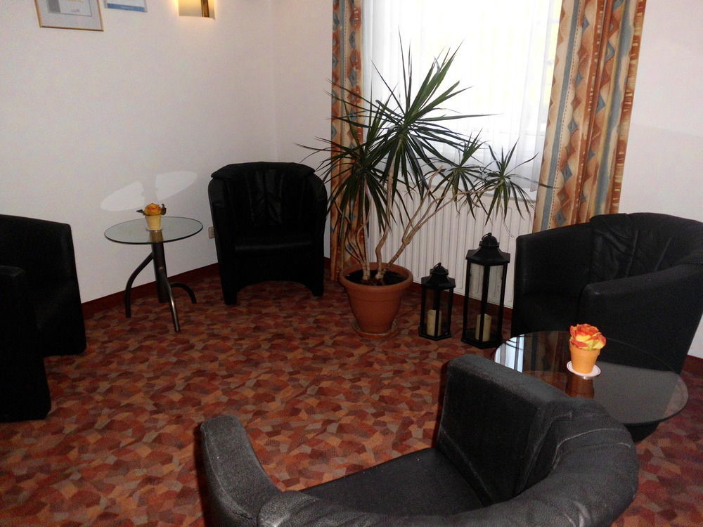 Hotel Montana Lauenau Extérieur photo