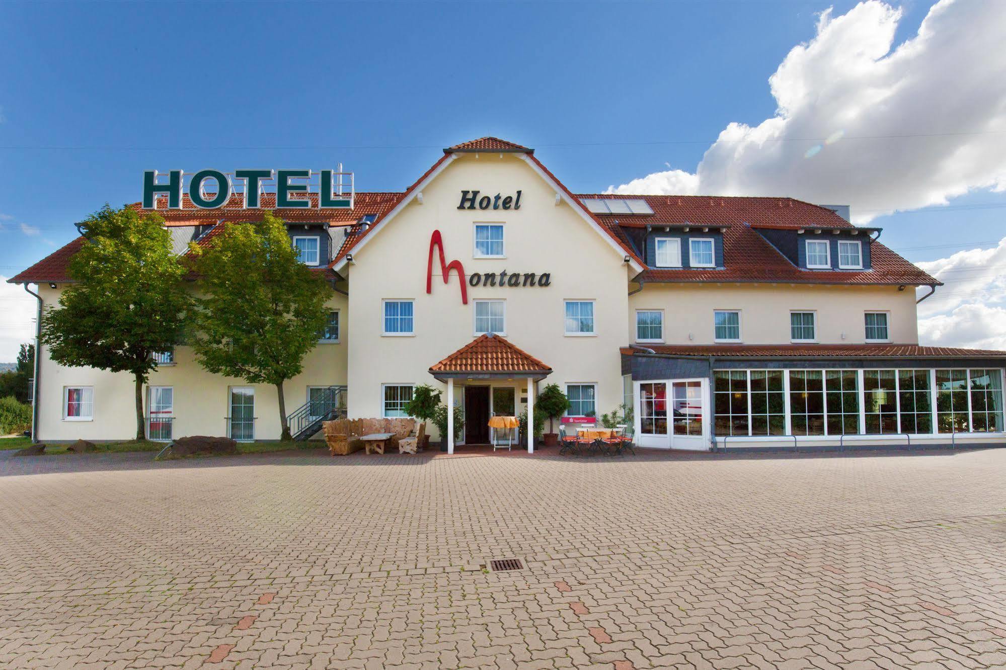 Hotel Montana Lauenau Extérieur photo