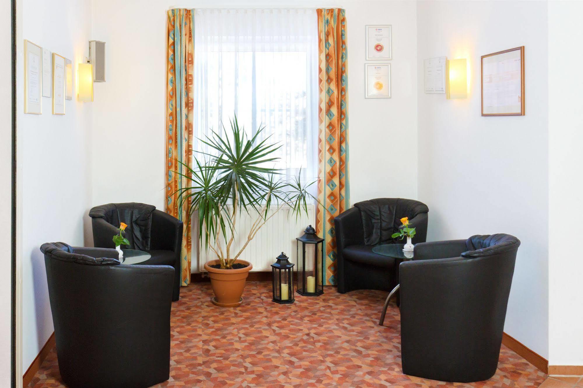 Hotel Montana Lauenau Extérieur photo