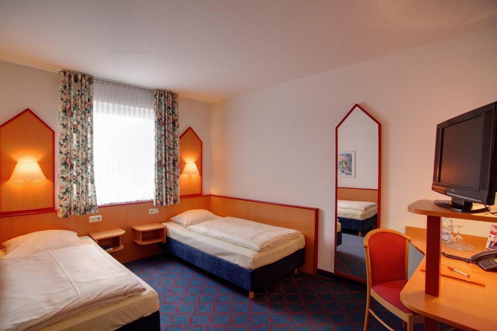 Hotel Montana Lauenau Extérieur photo